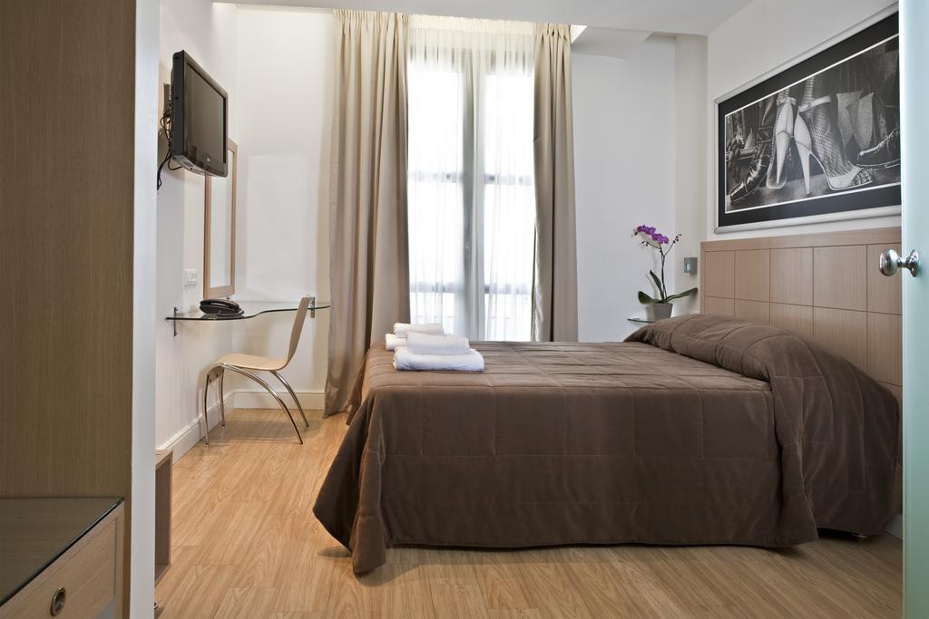 Chic Hotel Athena Ruang foto