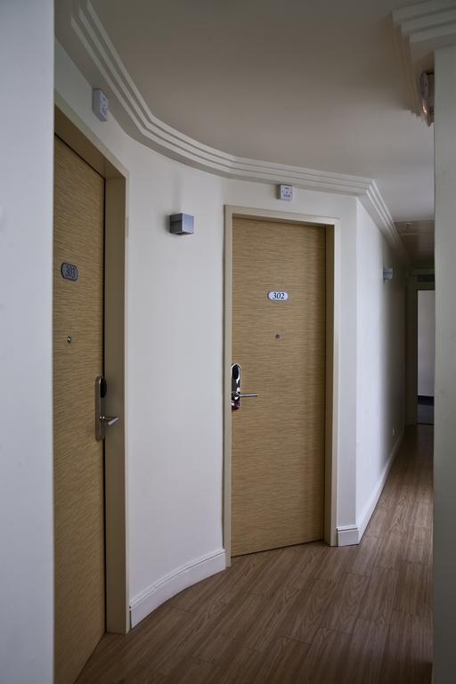 Chic Hotel Athena Bagian luar foto