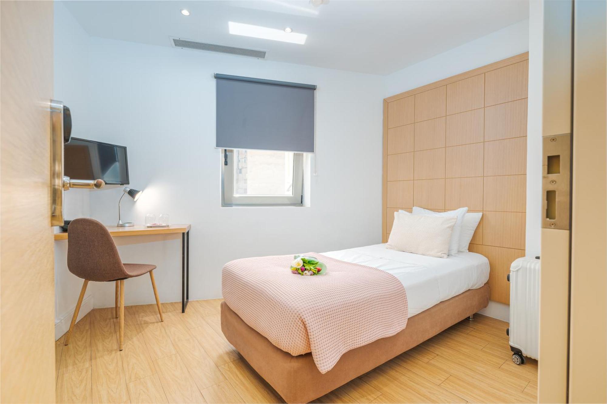 Chic Hotel Athena Bagian luar foto