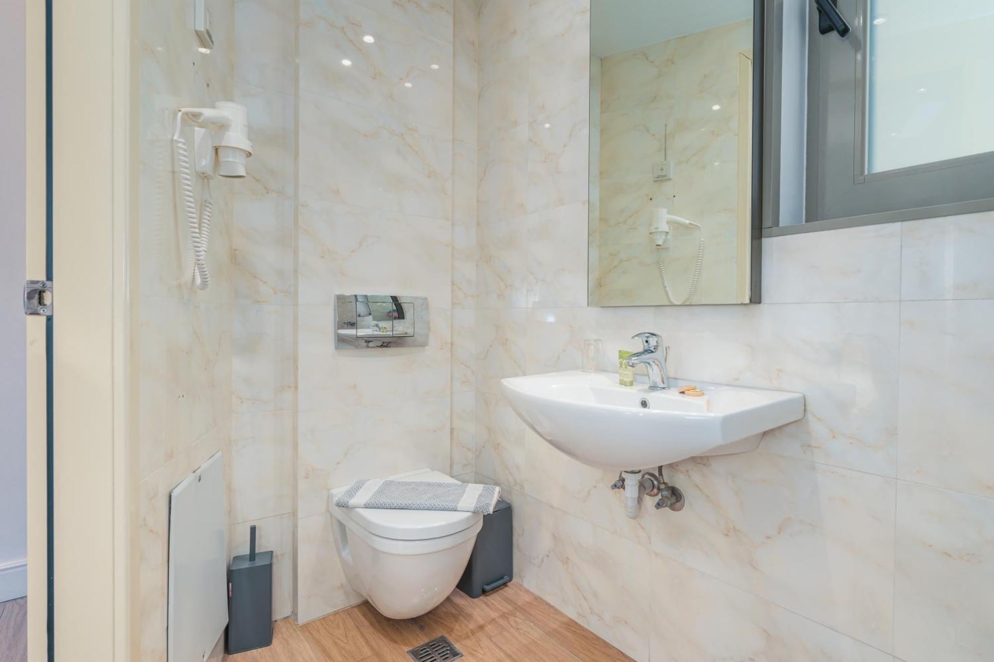 Chic Hotel Athena Bagian luar foto
